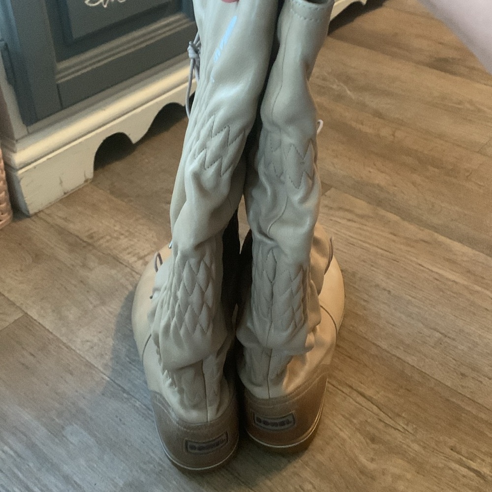 Sorel Beige Tie-up Flannel Lined Rain Boots GUC 9.5 - Picture 6 of 15